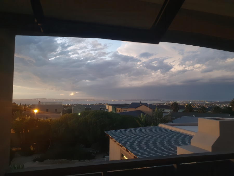 4 Bedroom Property for Sale in Myburgh Park Western Cape